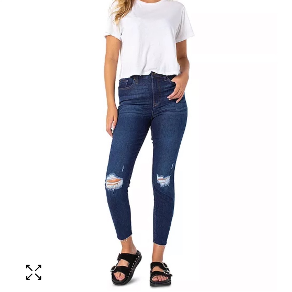 Celebrity pink Ripped jeans